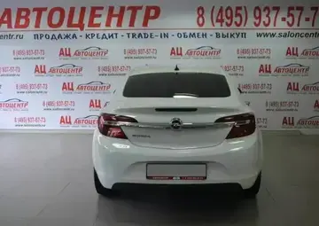Opel Insignia Вид 4