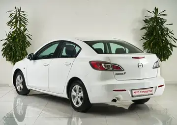 Mazda 3 Вид 4