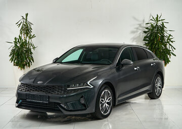 Kia K5 Вид 1